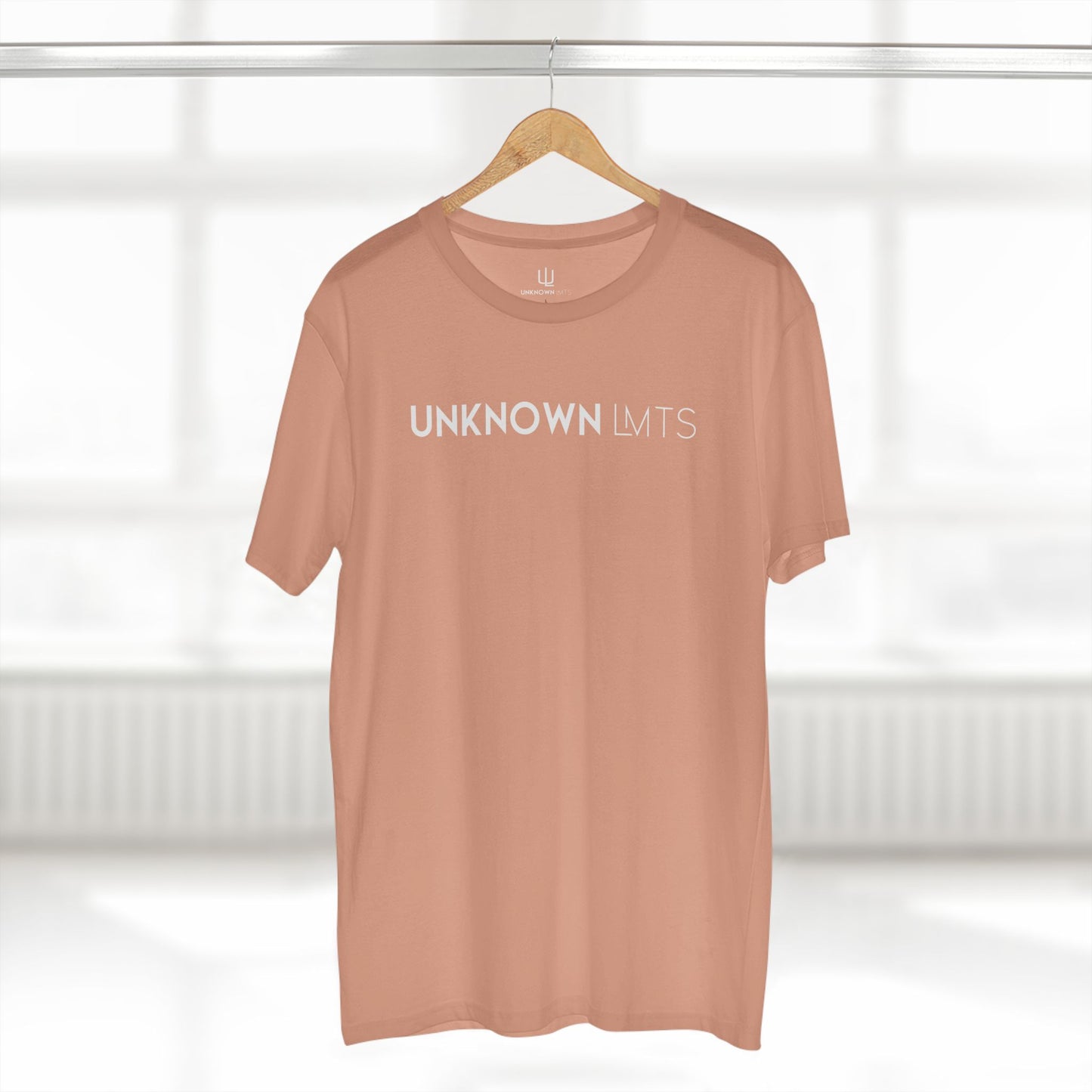 UNKONWN LMTS - Casual Style
