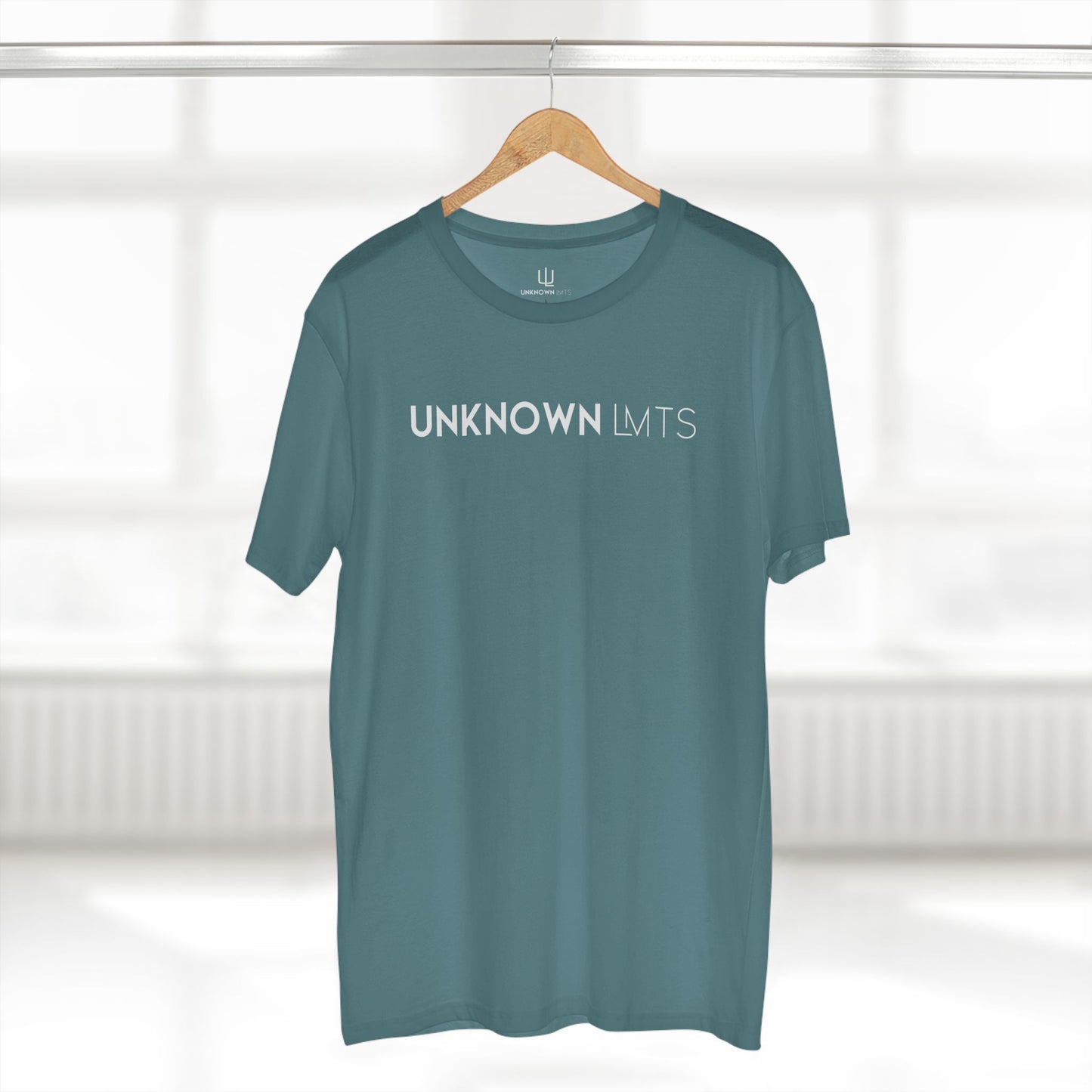 UNKONWN LMTS - Casual Style