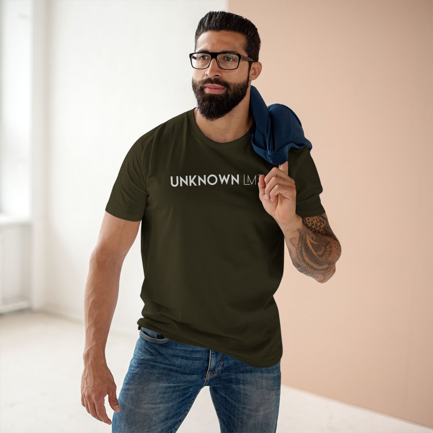 UNKONWN LMTS - Casual Style